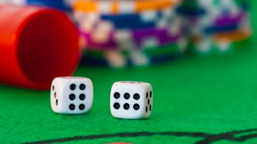 Poker Faces and Winning Grins: A Guide to Reading Opponents