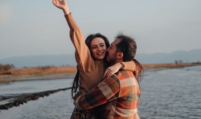 How to Build a Lifestyle That Supports Your Relationship Goals