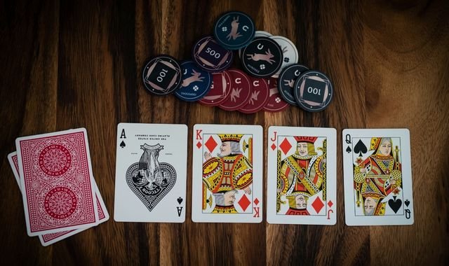 Play 92 Pak Game Anywhere: Android, iOS & Desktop Supported