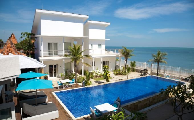 Luxury for the Everyday Traveler: Grace Bay Hotels Turks and Caicos Picks